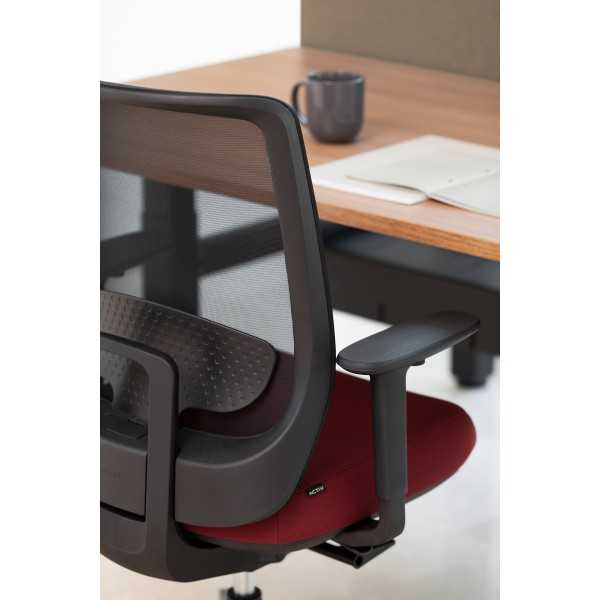 SILLA TRIM 30 RESPALDO DE MALLA DE ACTIU