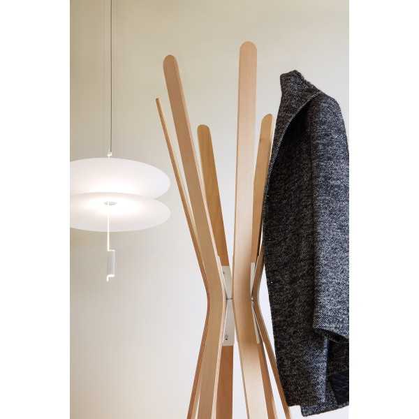 PERCHERO DE PIE MILANO DE MADE DESIGN