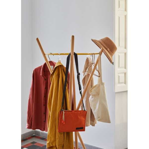 PERCHERO TIPI DE ESPATTIO