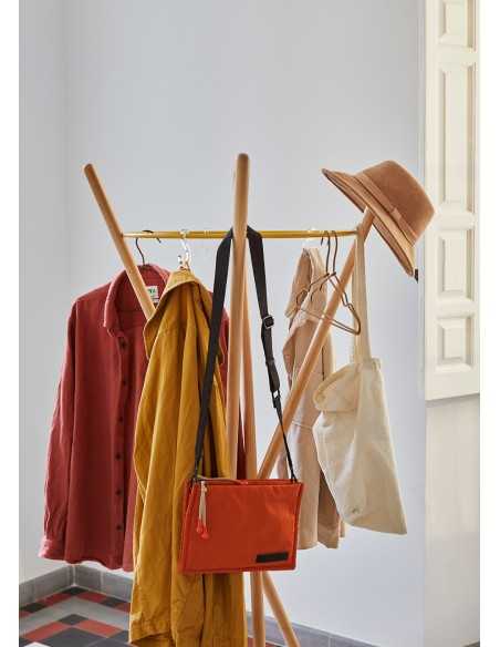 PERCHERO TIPI DE ESPATTIO