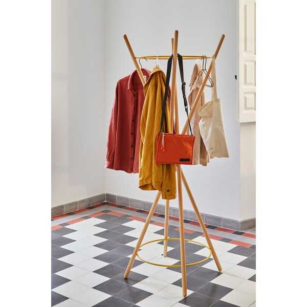 PERCHERO TIPI DE ESPATTIO