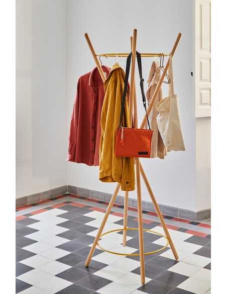 PERCHERO TIPI DE ESPATTIO