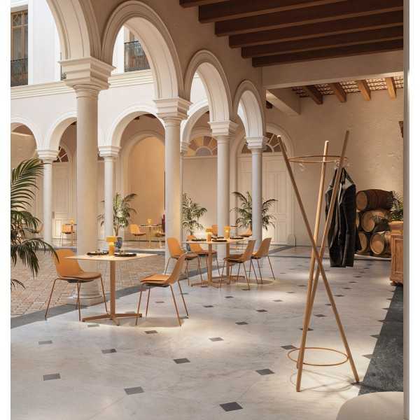 PERCHERO TIPI DE ESPATTIO