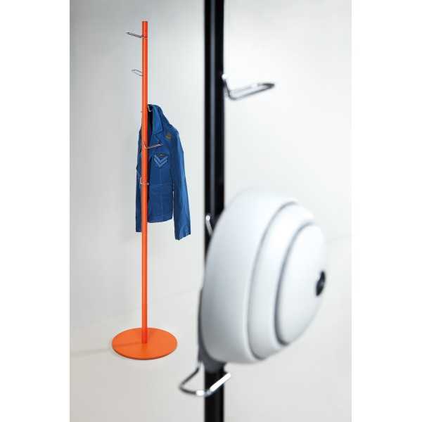 PERCHERO DE PIE BOLOGNA DE MADE DESIGN